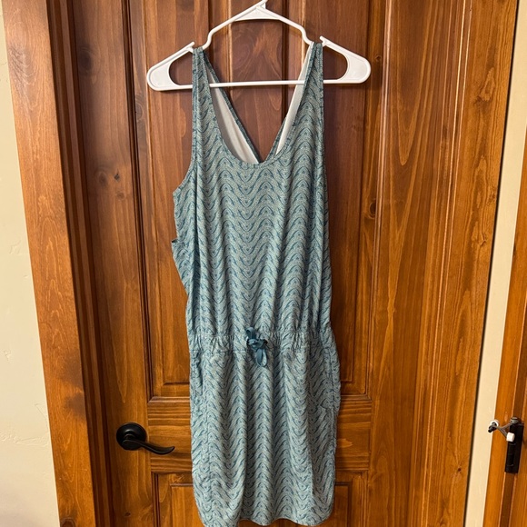 Patagonia Fleetwith Tasmanian Teal Sleeveless Athletic Dress - Picture 7 of 7